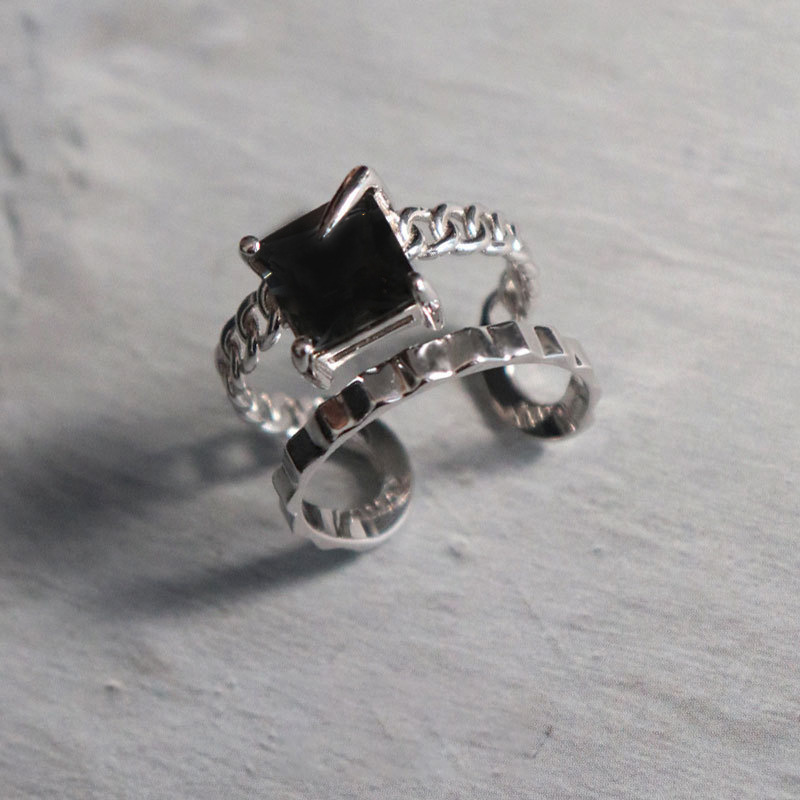 Double Cut-out Black Diamond Ring