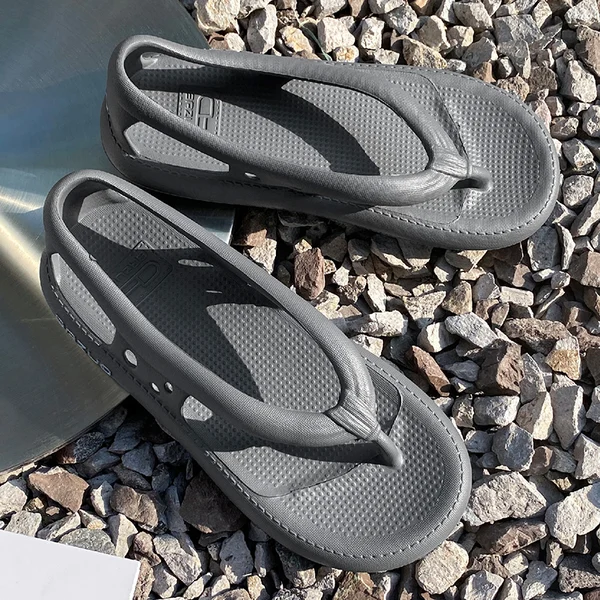 🔥Summer new beach non-slip flip flops