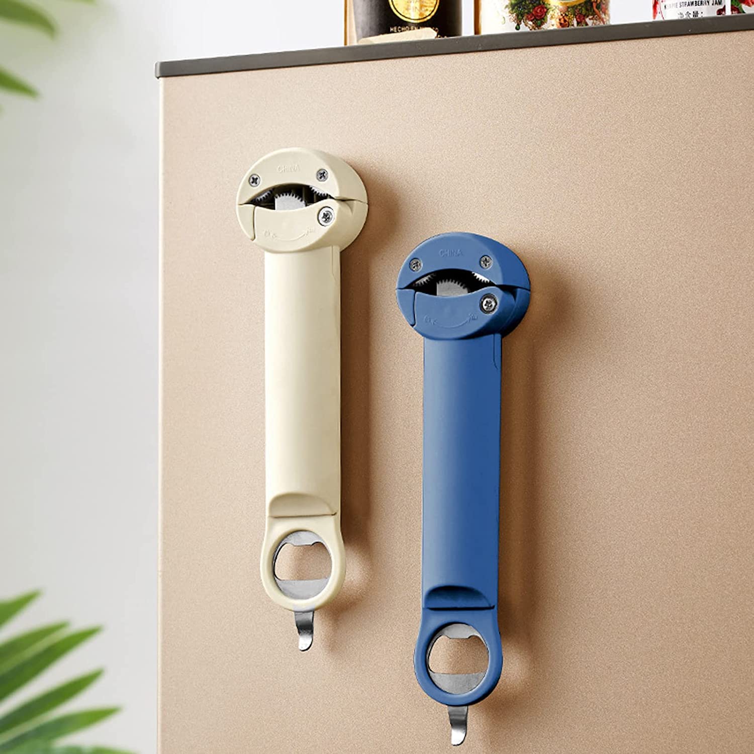 (BUY 2 SAVE 10%🔥 ) Multifunctional Retractable Bottle Opener