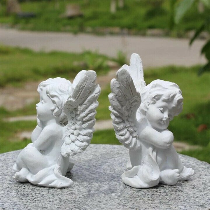 Adorable Cherubs Figurine Decorative Sculpture for Home Office and Gift