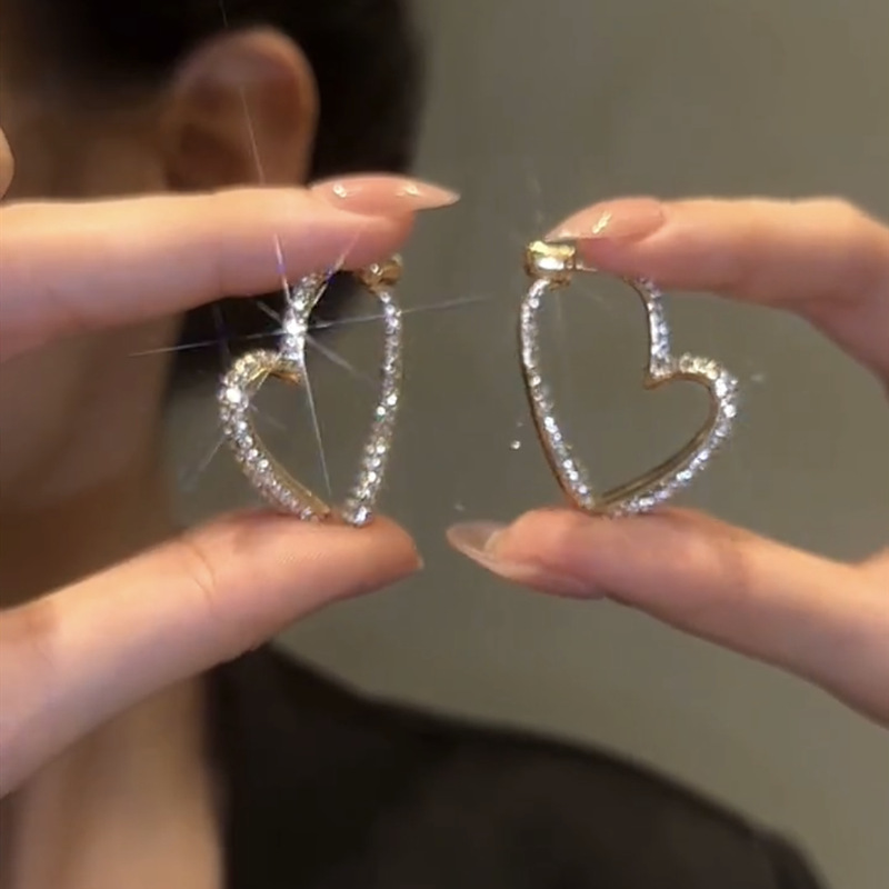 ✨New Arrival- 925 Silver Heart Earrings