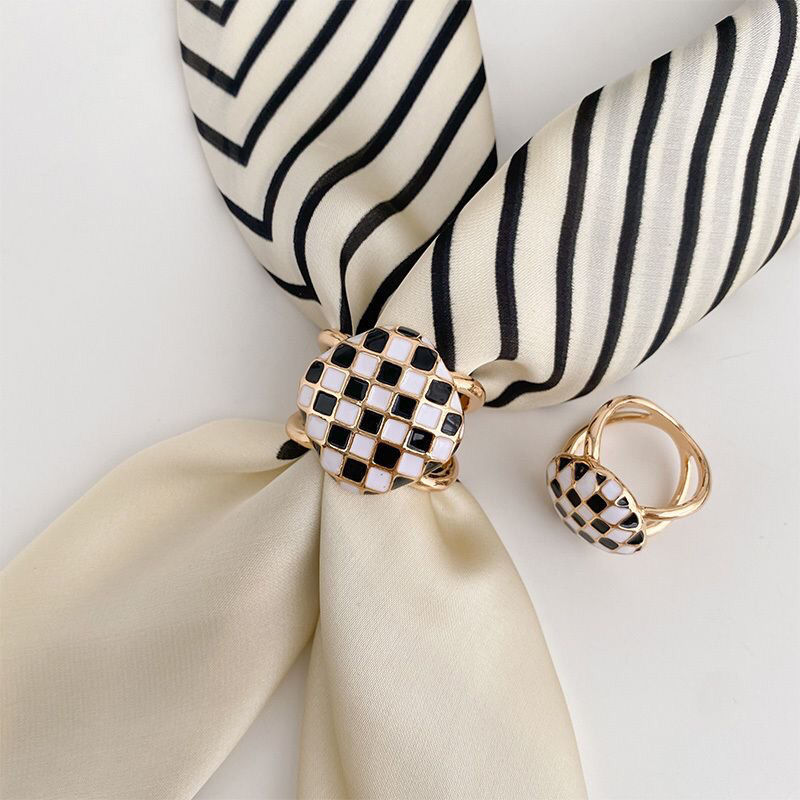 (Spring Sale)Women's Elegant Pearl Floral Ring Clip-Buy 3 Get 1 Free