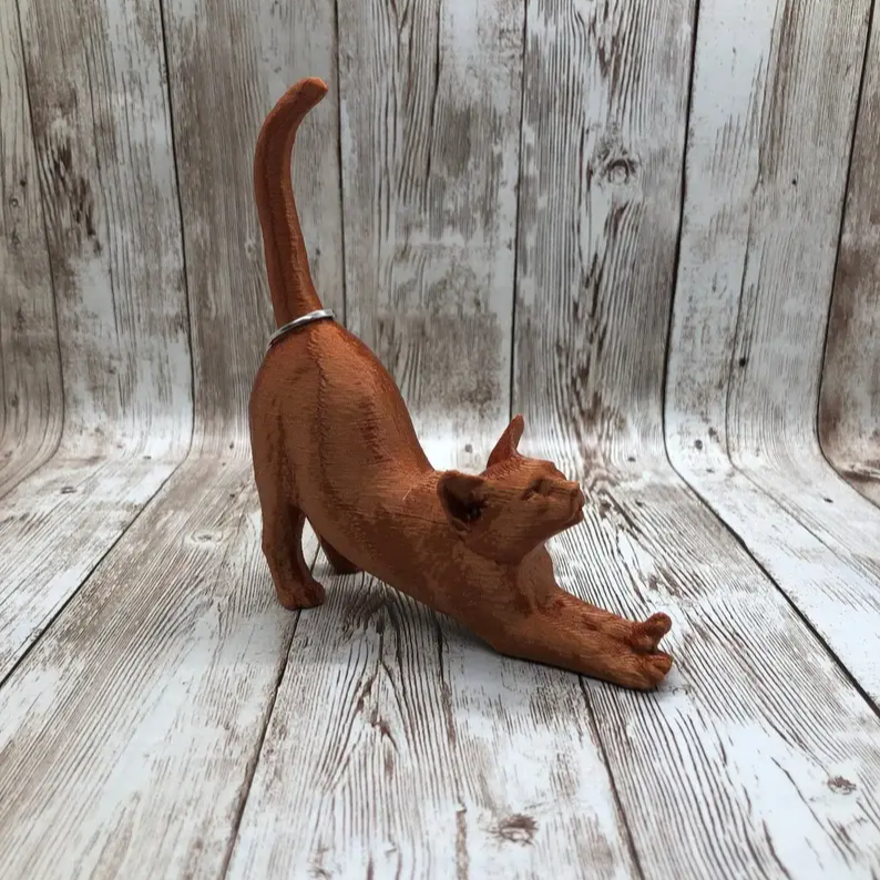 Stretching Dog Cat Ring Holder